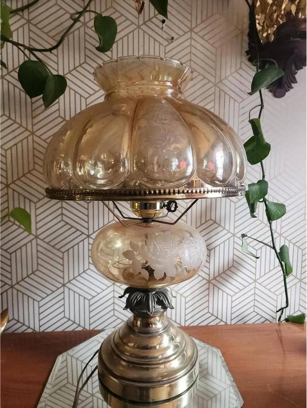 Vintage Clear Amber Glass Hurricane Gone With The Wind Floral Table Lamp 20